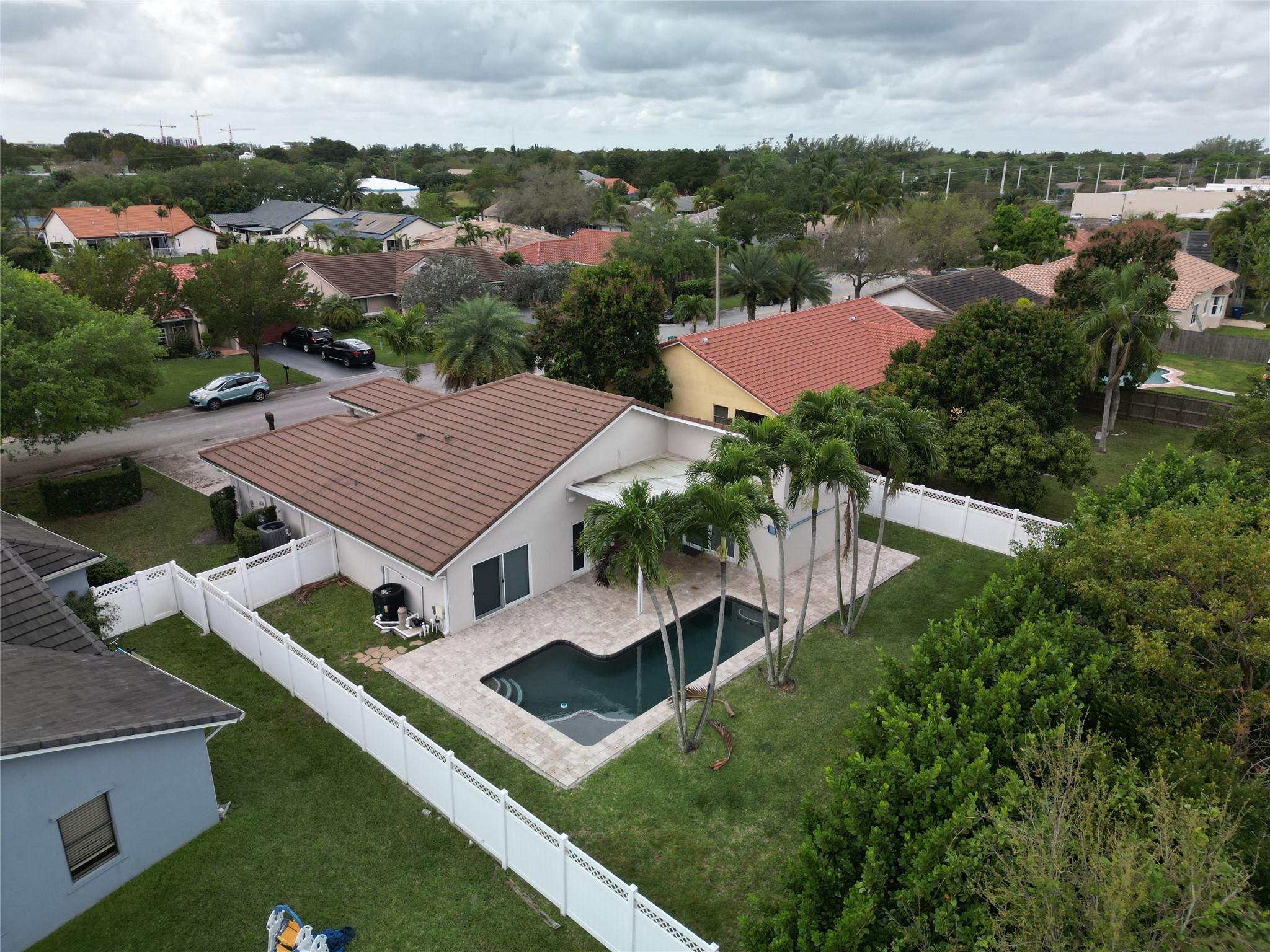 ROYAL LAND AMENDED - Residential Lease