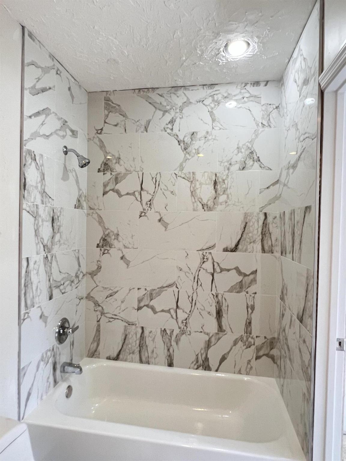 KINGSLAND PINES - Residential Lease