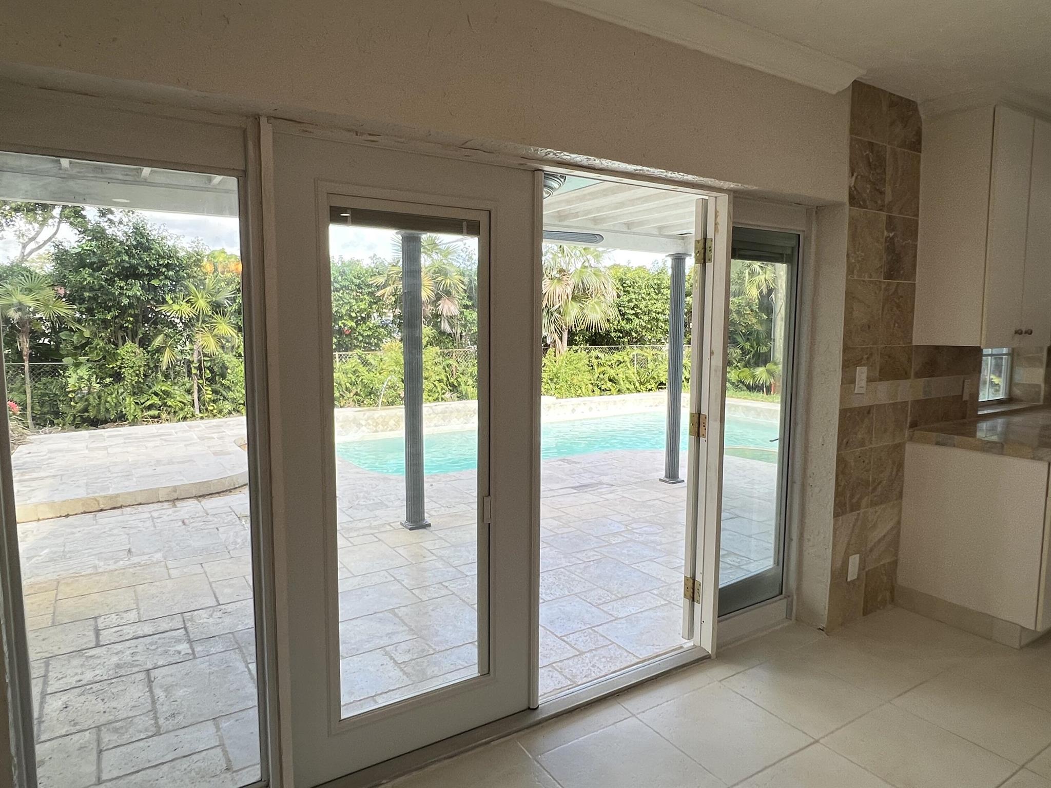 KINGSLAND PINES - Residential Lease