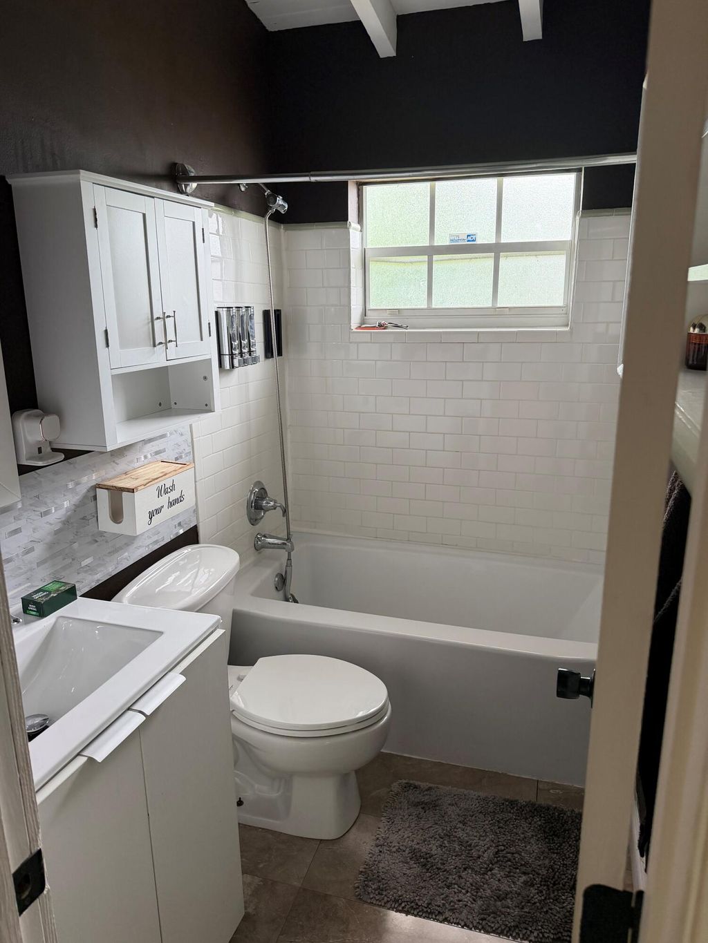 Photo of 804 SW 24th Avenue, Fort Lauderdale, FL 33312 (MLS # B26035396)