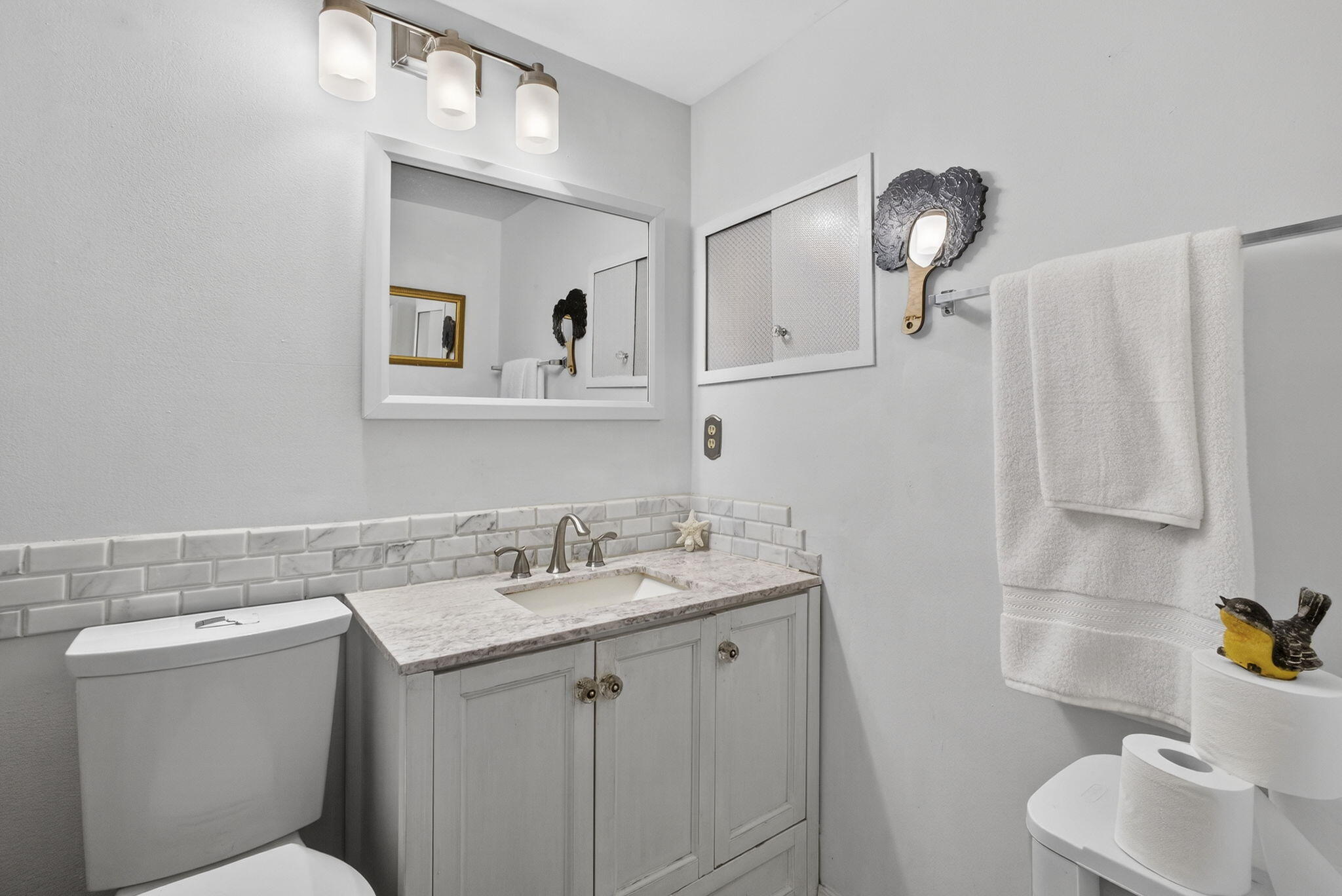 CAMDEN CONDOS - Residential