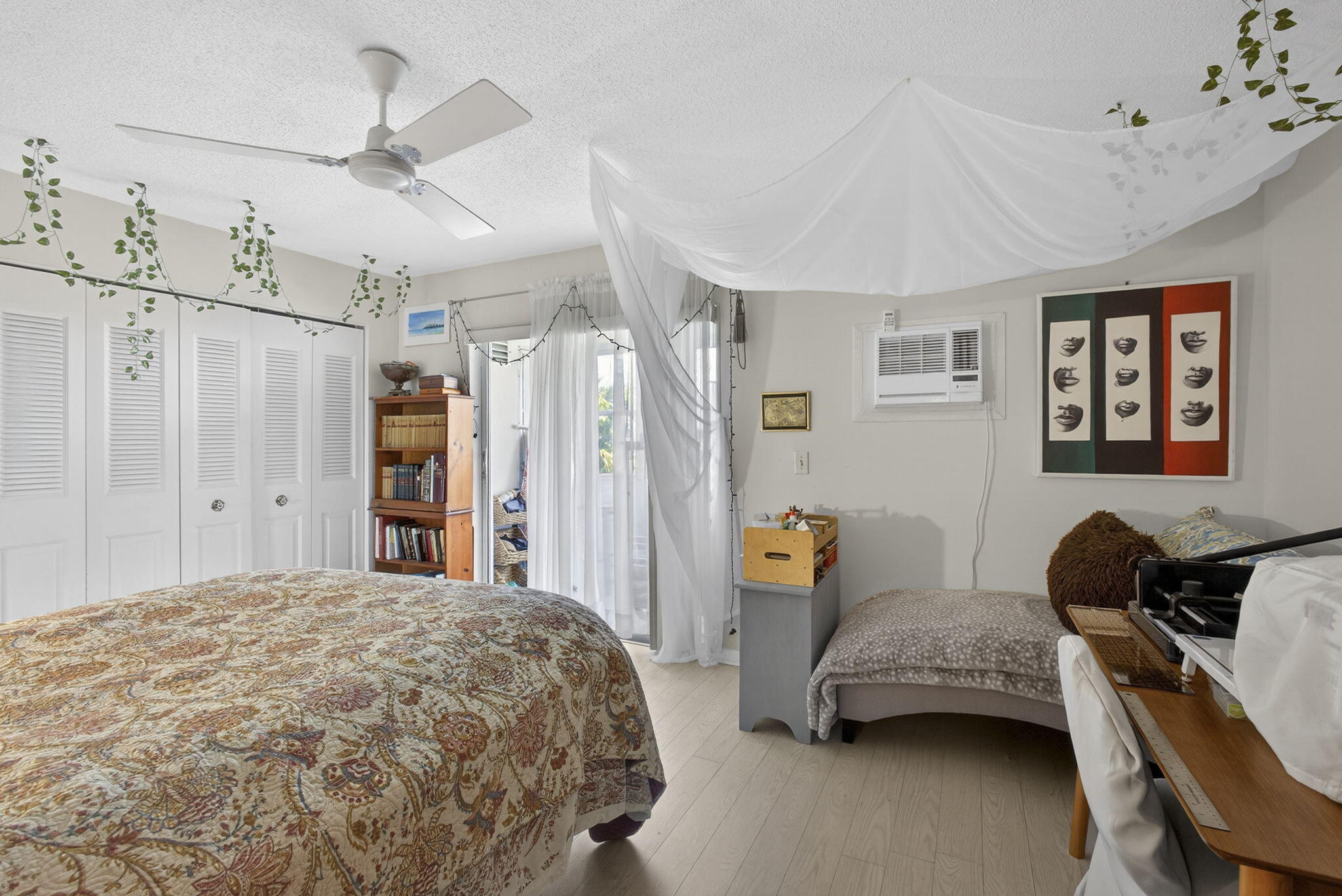 CAMDEN CONDOS - Residential