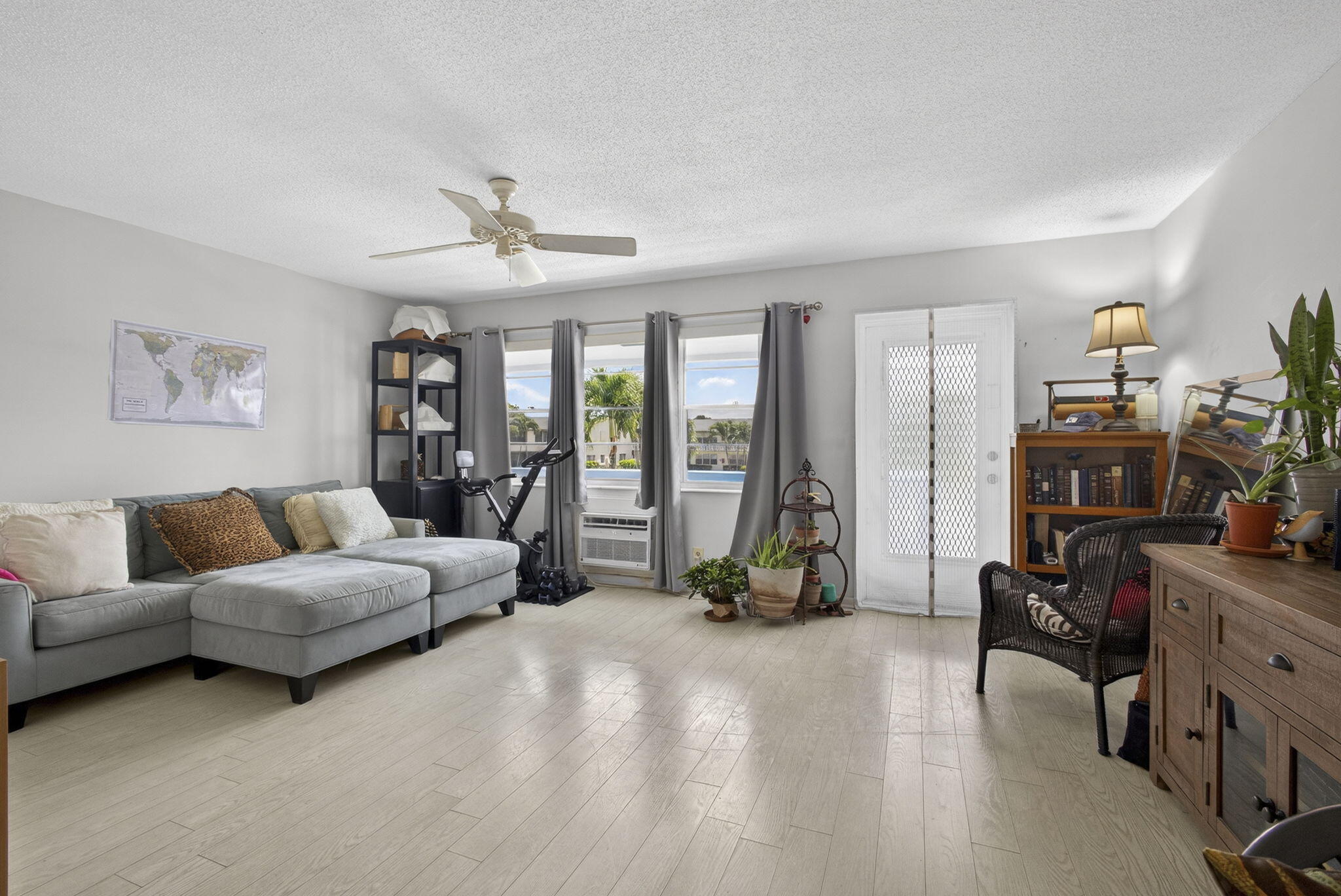 CAMDEN CONDOS - Residential