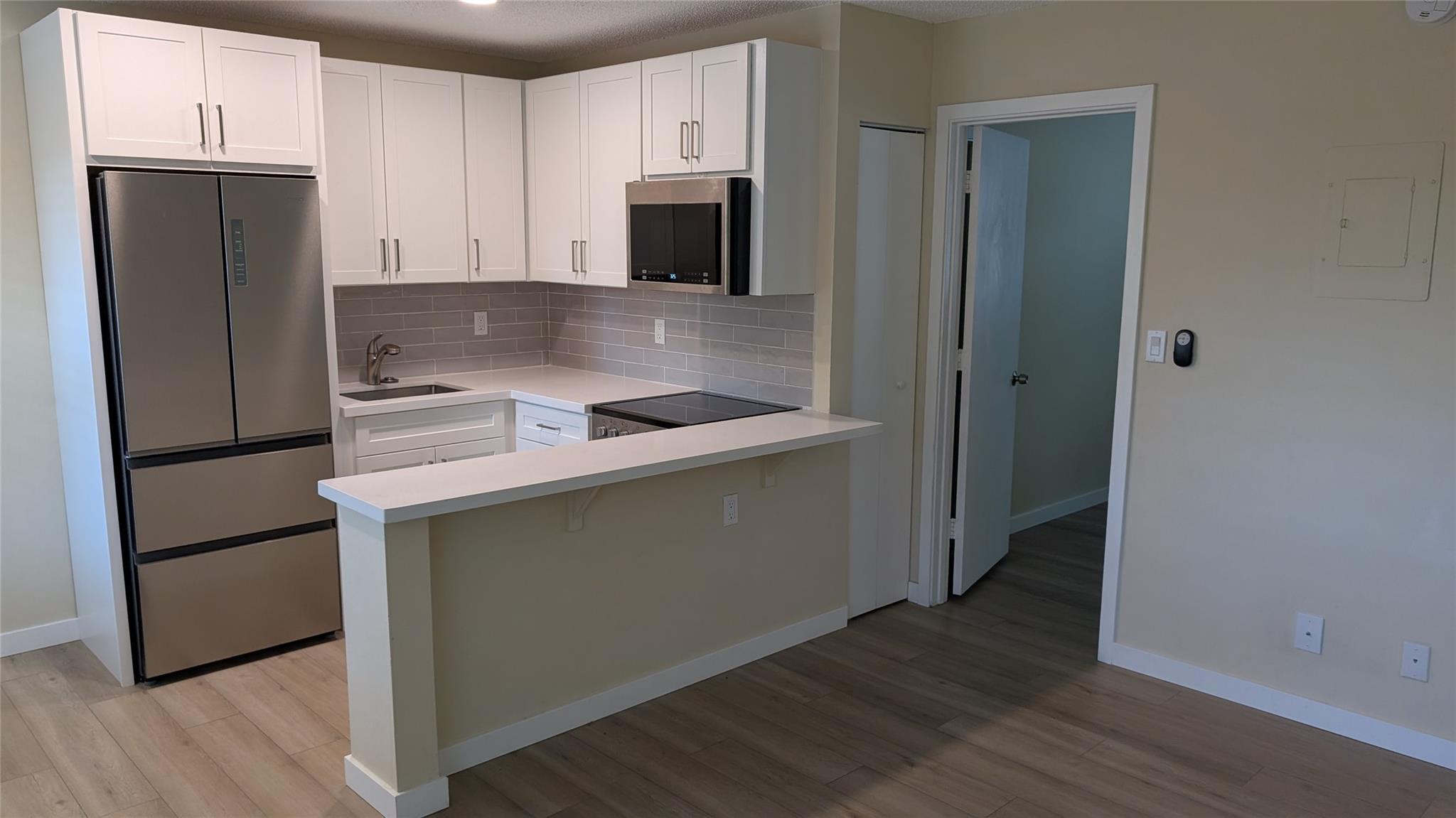 Village Park At Oakland C - Residential Lease