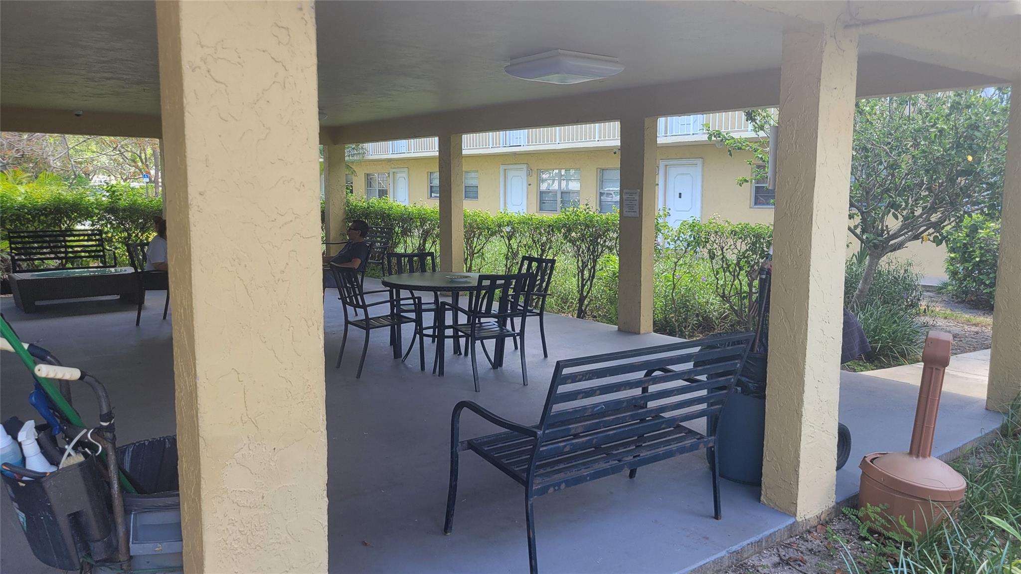 Village Park At Oakland C - Residential Lease