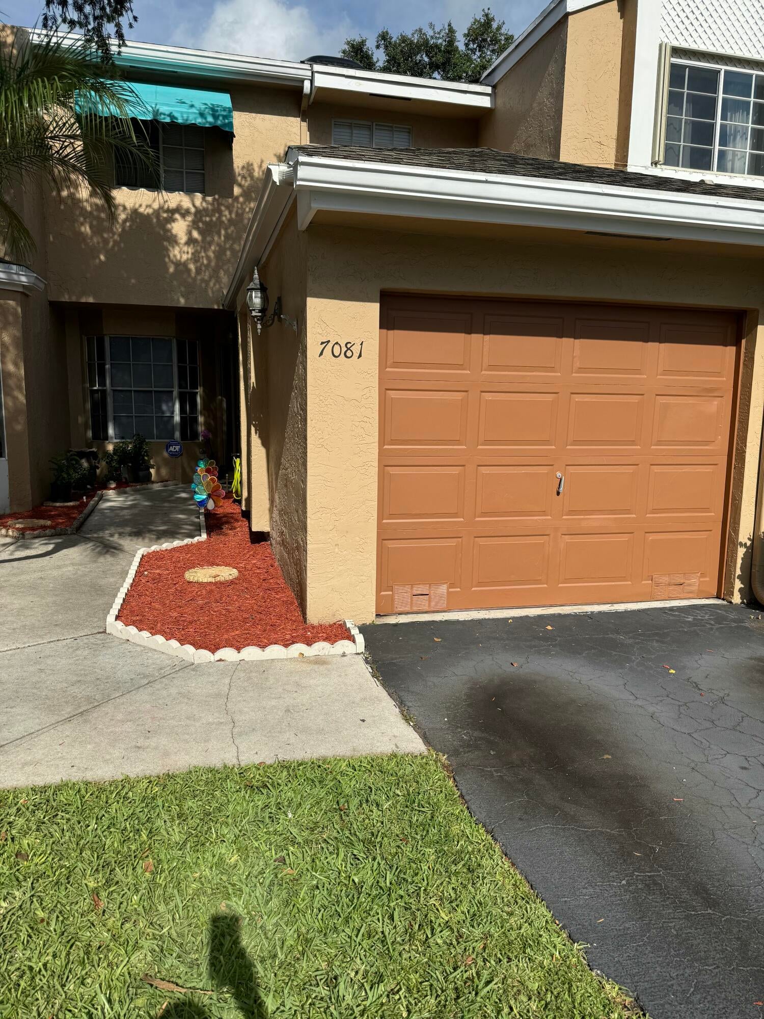 7081 Woodmont Way, Tamarac FL 33321