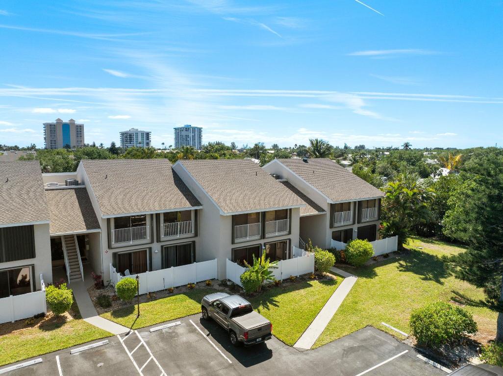 THE SANDS SECTION 1 CONDOMINIUM - Residential