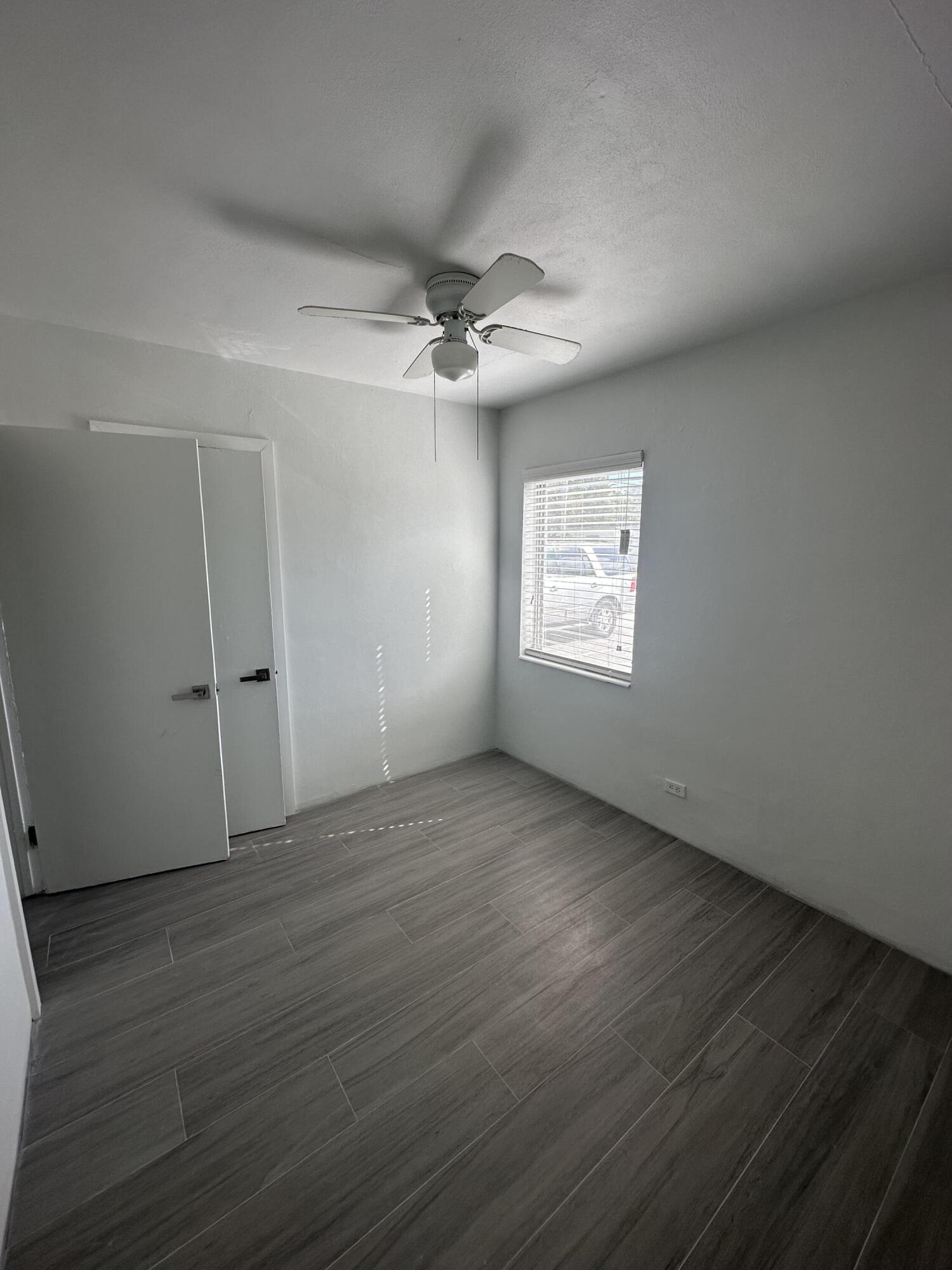 CARVER PARK - Residential Lease