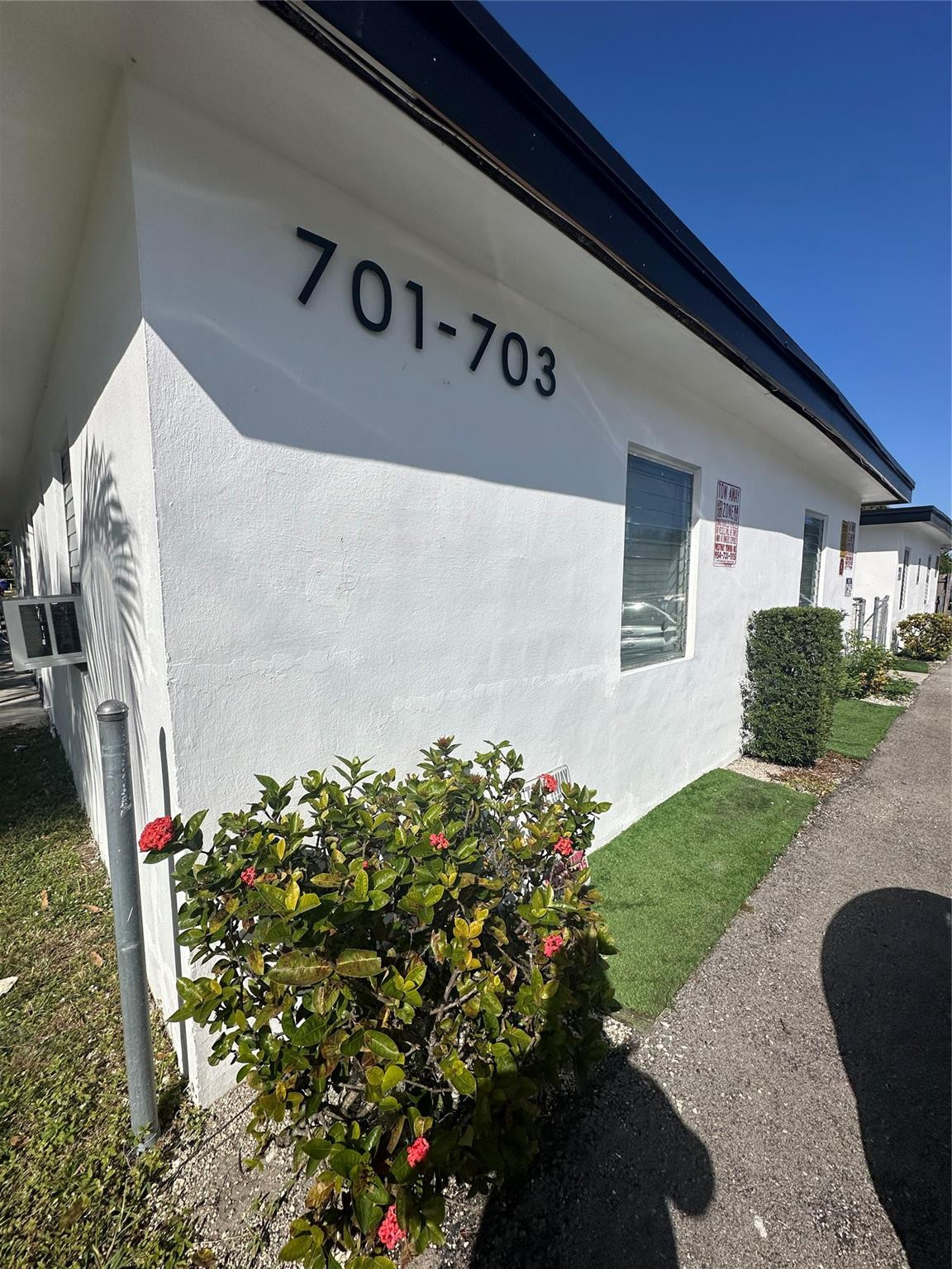 CARVER PARK - Residential Lease
