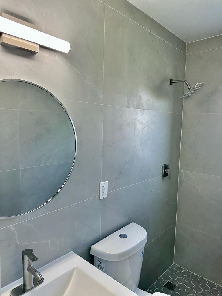 CARVER PARK - Residential Lease