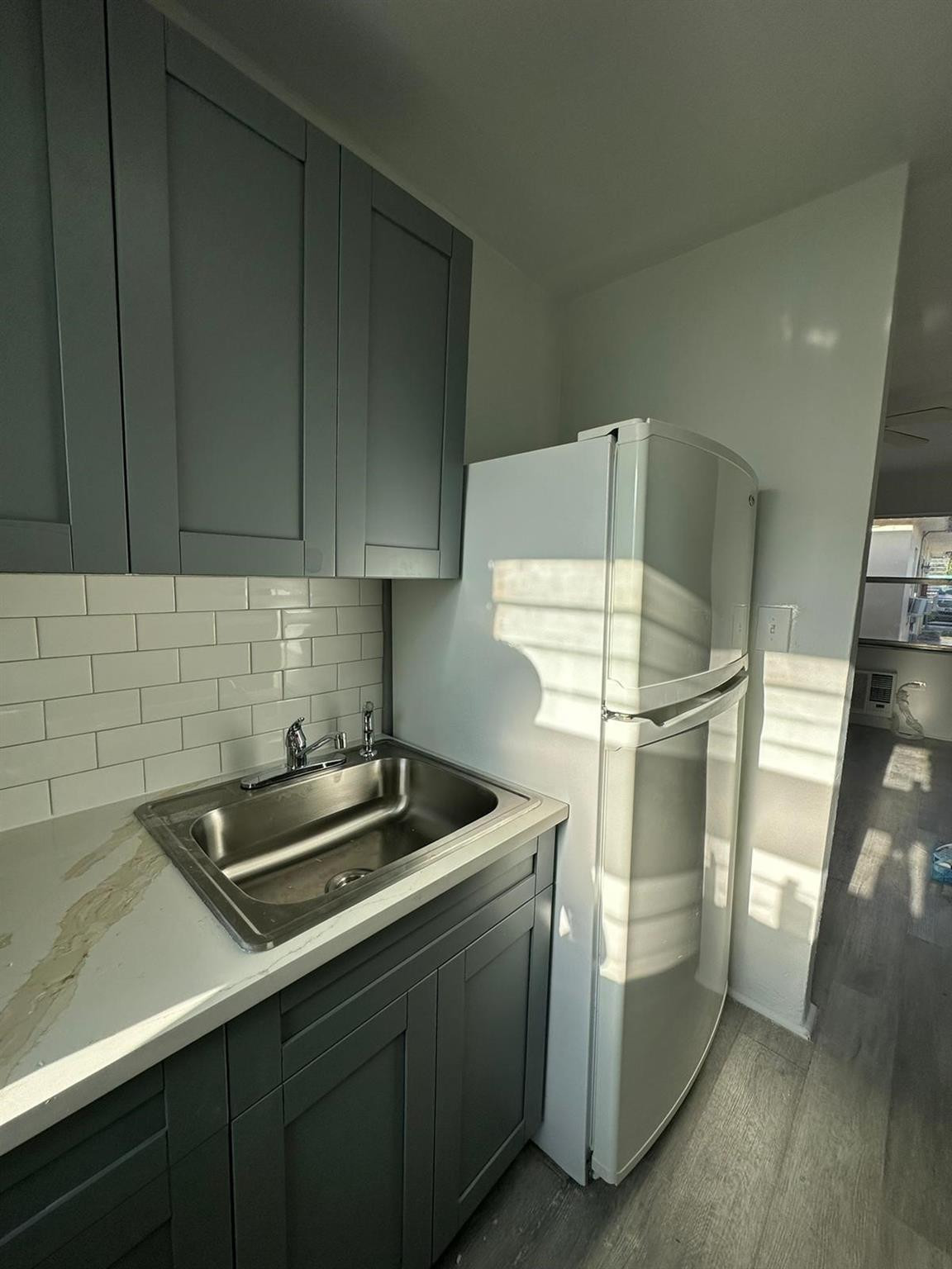 CARVER PARK - Residential Lease
