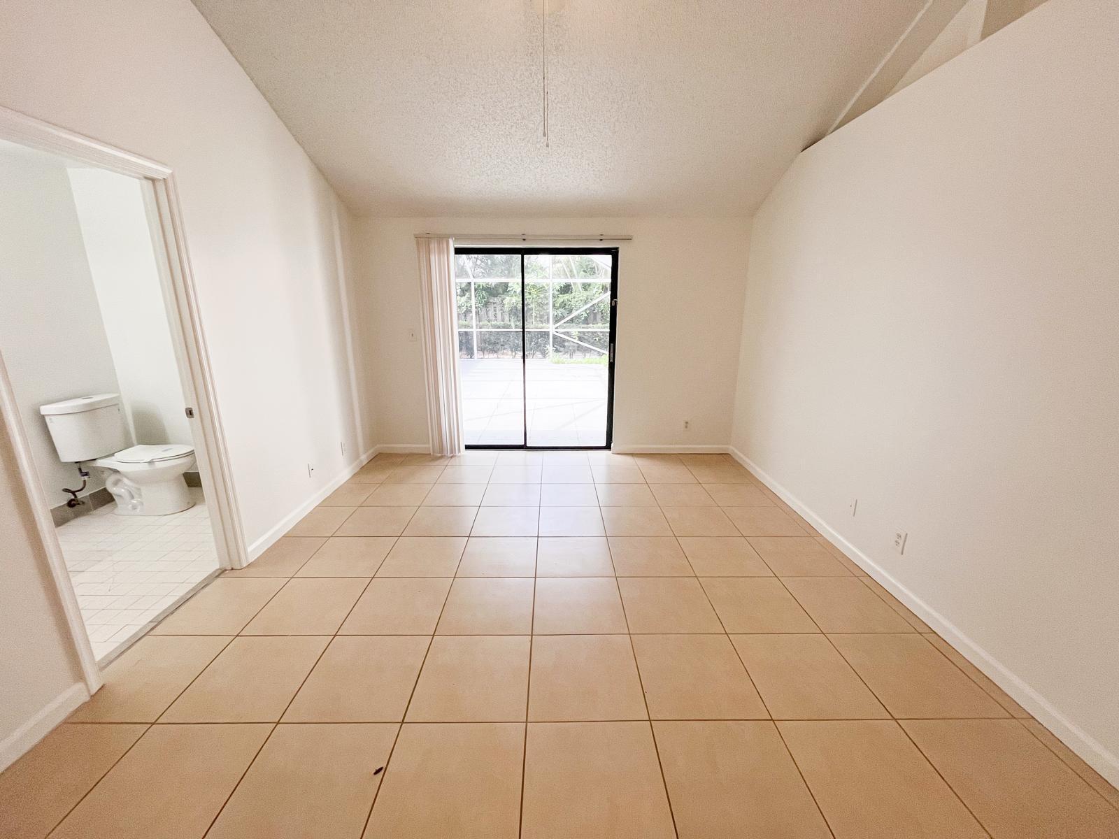 SUGAR POND MANOR OF WELLI - Residential Lease