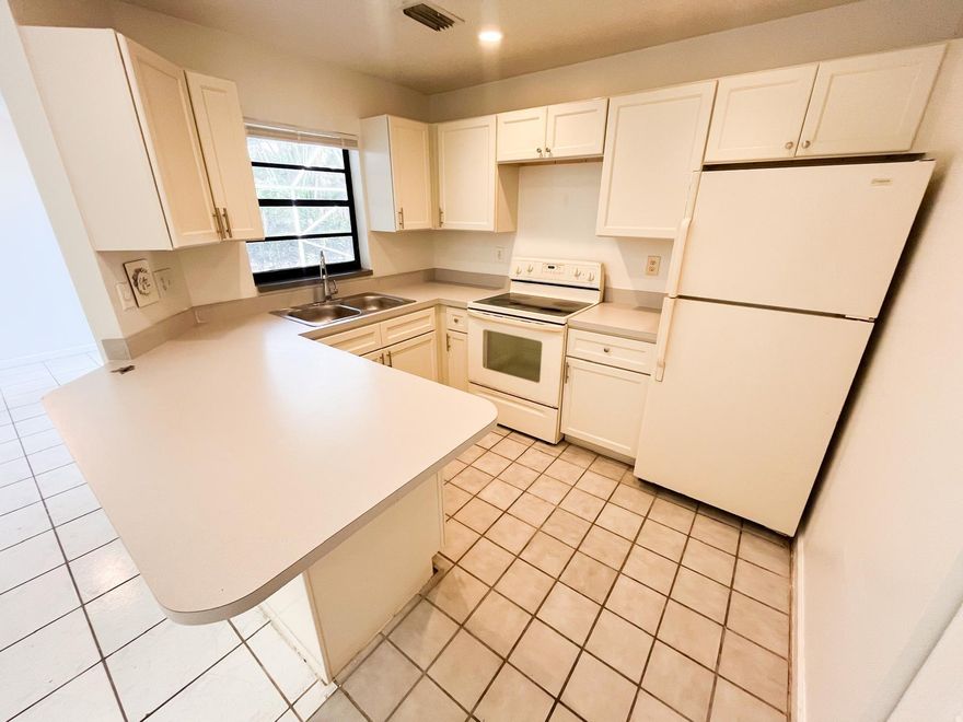 Beautiful 2 Bedroom, 2 Bathroom Villa with Garage in Wellington - $2,150/monthEnjoy comfortable living in this spacious 2 bed, 2 bath villa located in the heart of Wellington, Florida! This charming home features a private single-car garage, an expansive 400 sq. ft. enclosed and screened rear patio, perfect for relaxing or entertaining year-round.Inside, you'll find a bright and open layout with a large living area, modern kitchen, and generous bedroom space. The home offers no HOA restrictions, giving you flexibility and freedom that's hard to find in Wellington.Highlights:2 bedrooms, 2 bathroomsPrivate 1-car garageHuge 400 sq. ft. screened patioNo HOA - easy living!Quick and easy move-in process$2,150/month | $2,150 security deposit