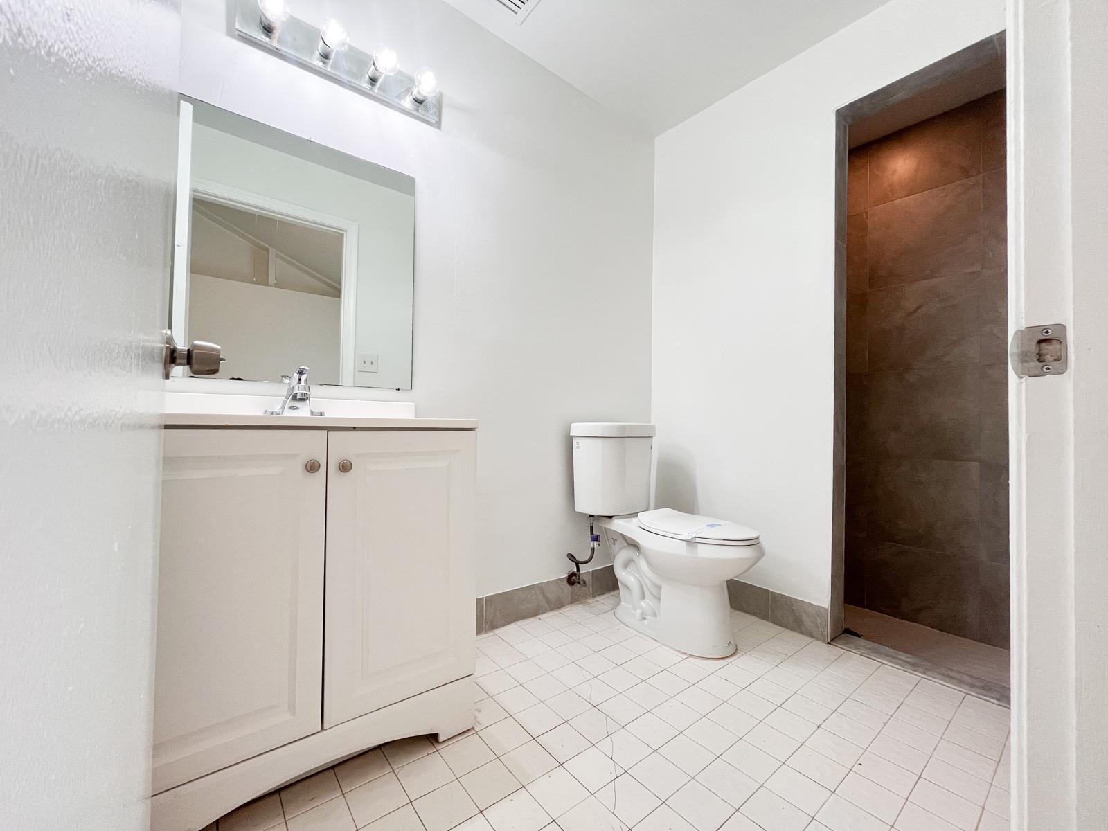 SUGAR POND MANOR OF WELLI - Residential Lease