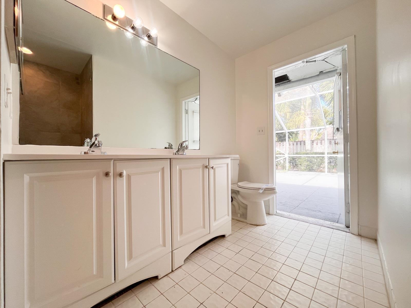 SUGAR POND MANOR OF WELLI - Residential Lease