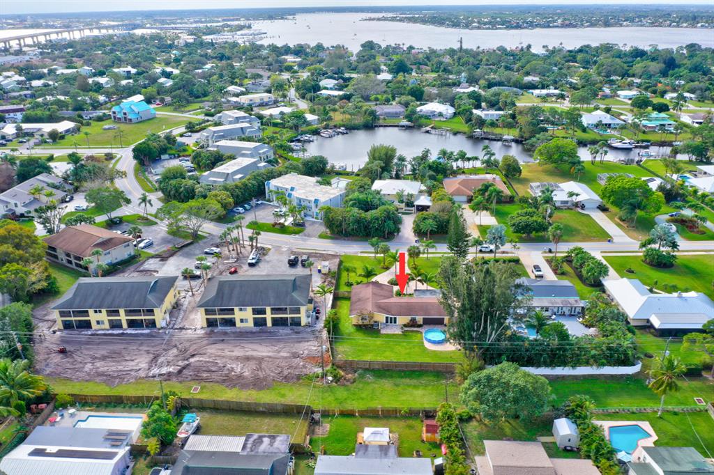 NORTH RIVER SHORES - Residential