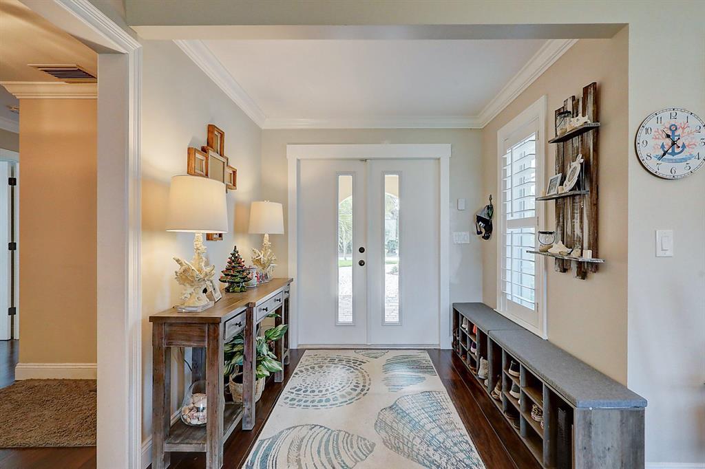 NORTH RIVER SHORES - Residential