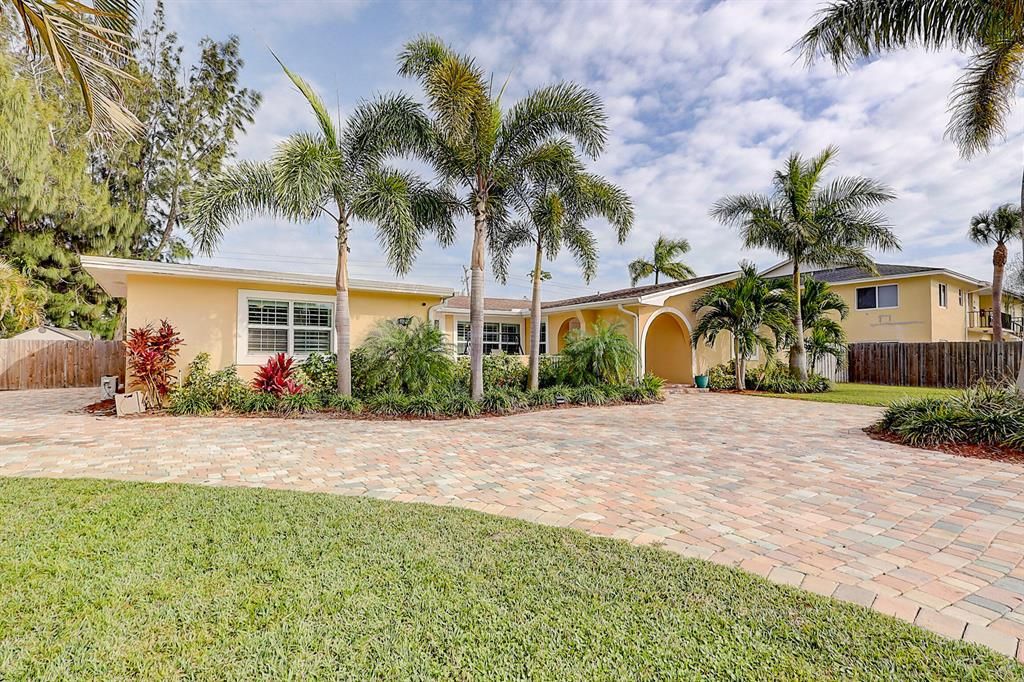 Photo of 1023 NW Spruce Ridge Drive, Stuart, FL 34994 (MLS # R10862647)