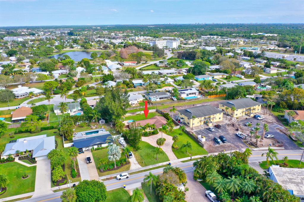 NORTH RIVER SHORES - Residential