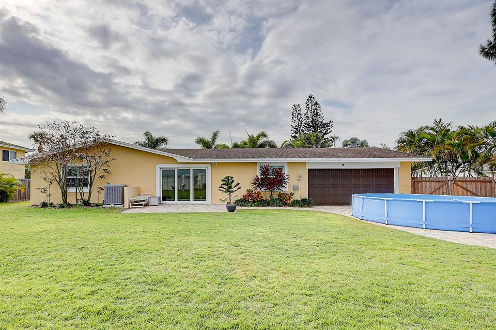 NORTH RIVER SHORES - Residential