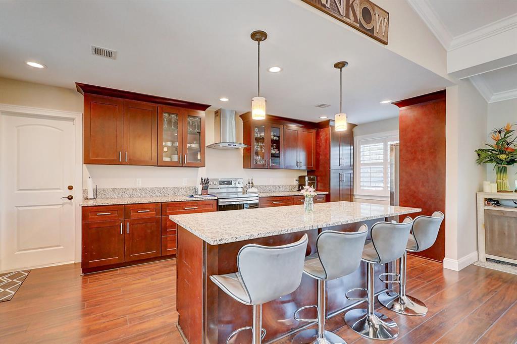 NORTH RIVER SHORES - Residential