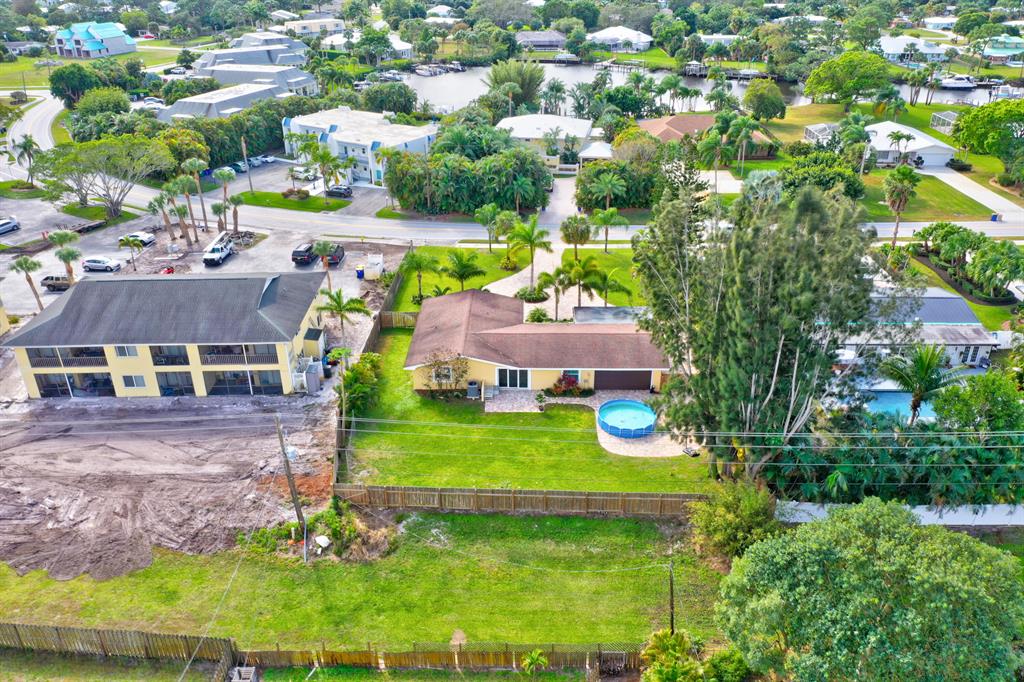 NORTH RIVER SHORES - Residential