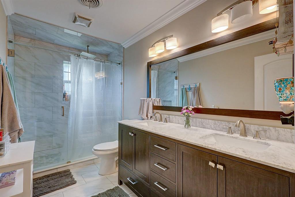 NORTH RIVER SHORES - Residential