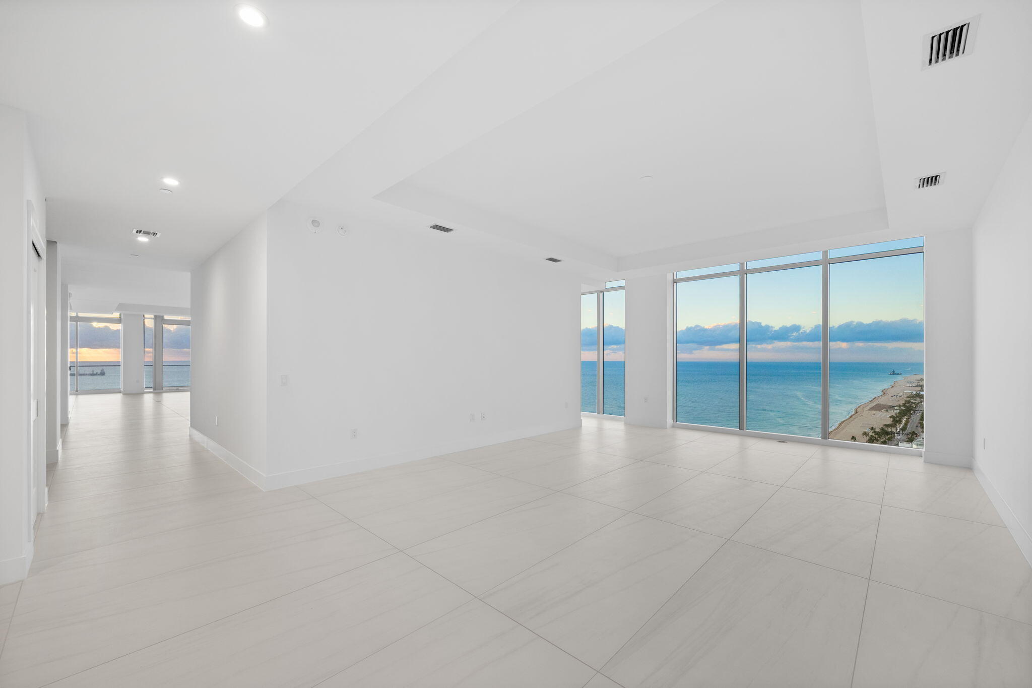 Selene Oceanfront Residences - Residential