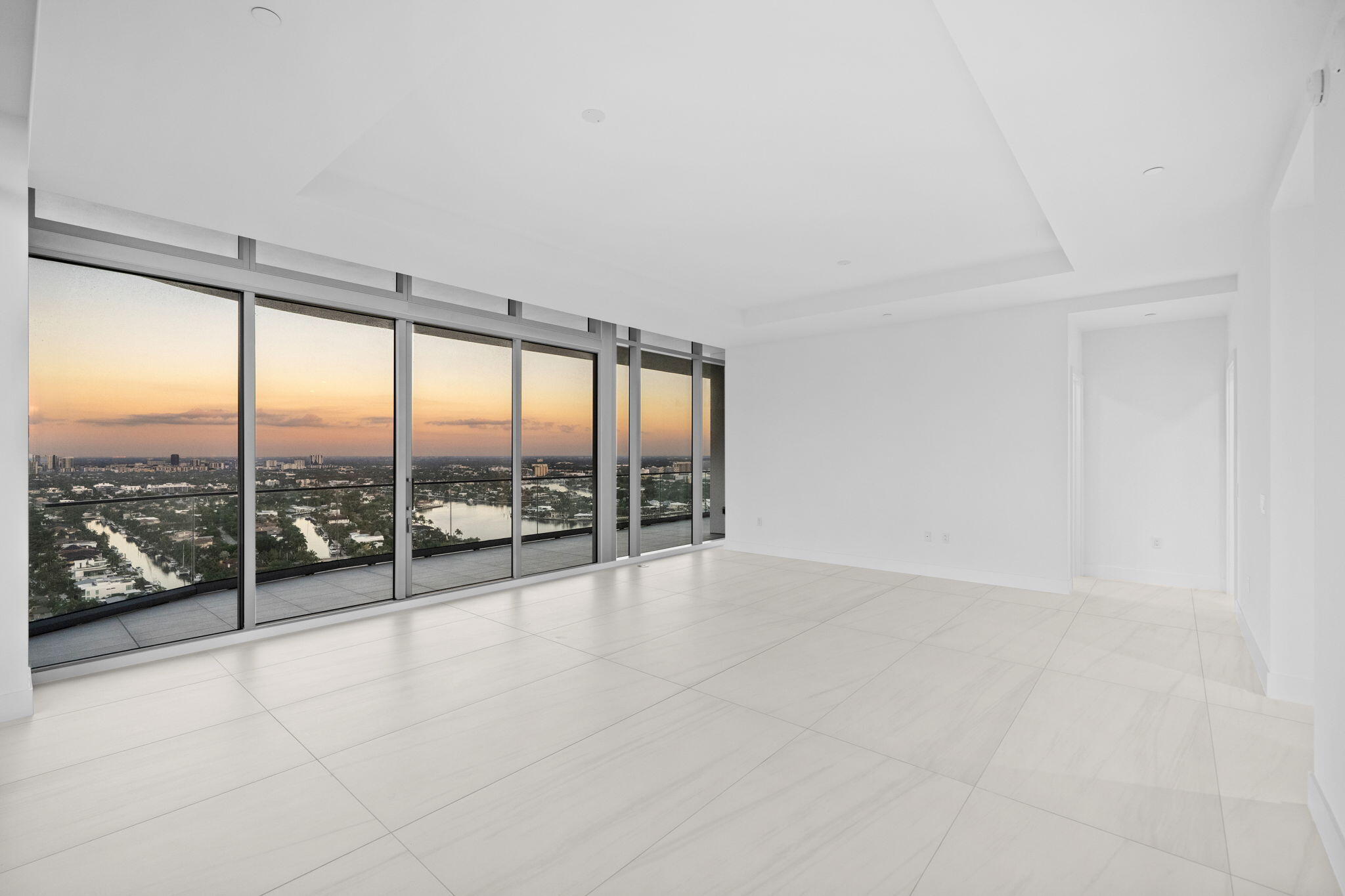 Selene Oceanfront Residences - Residential