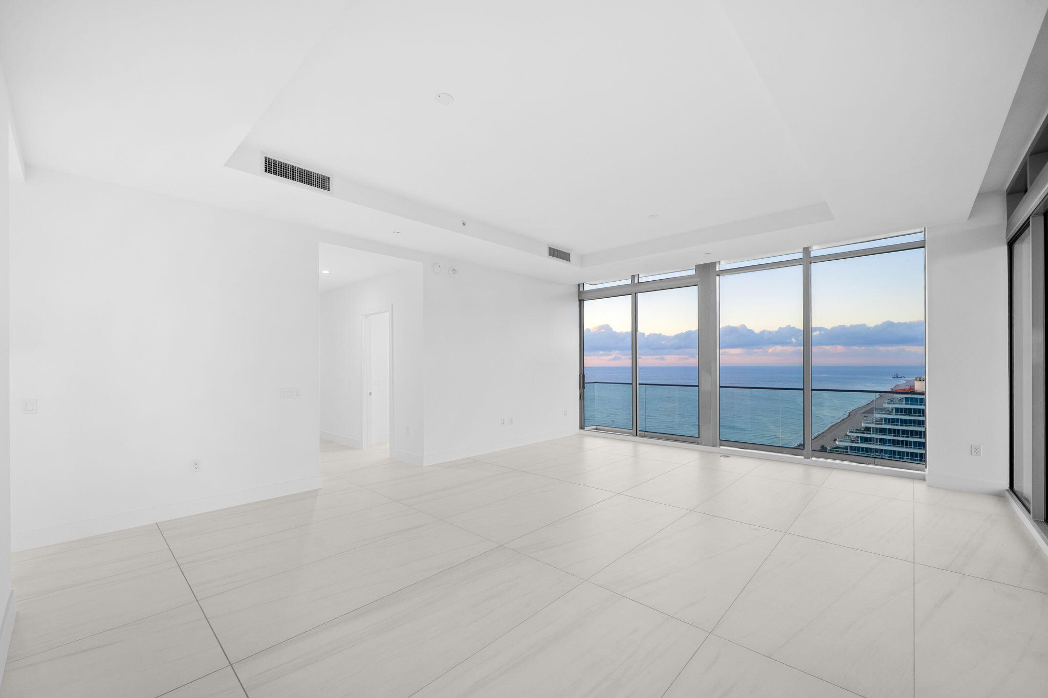 Selene Oceanfront Residences - Residential