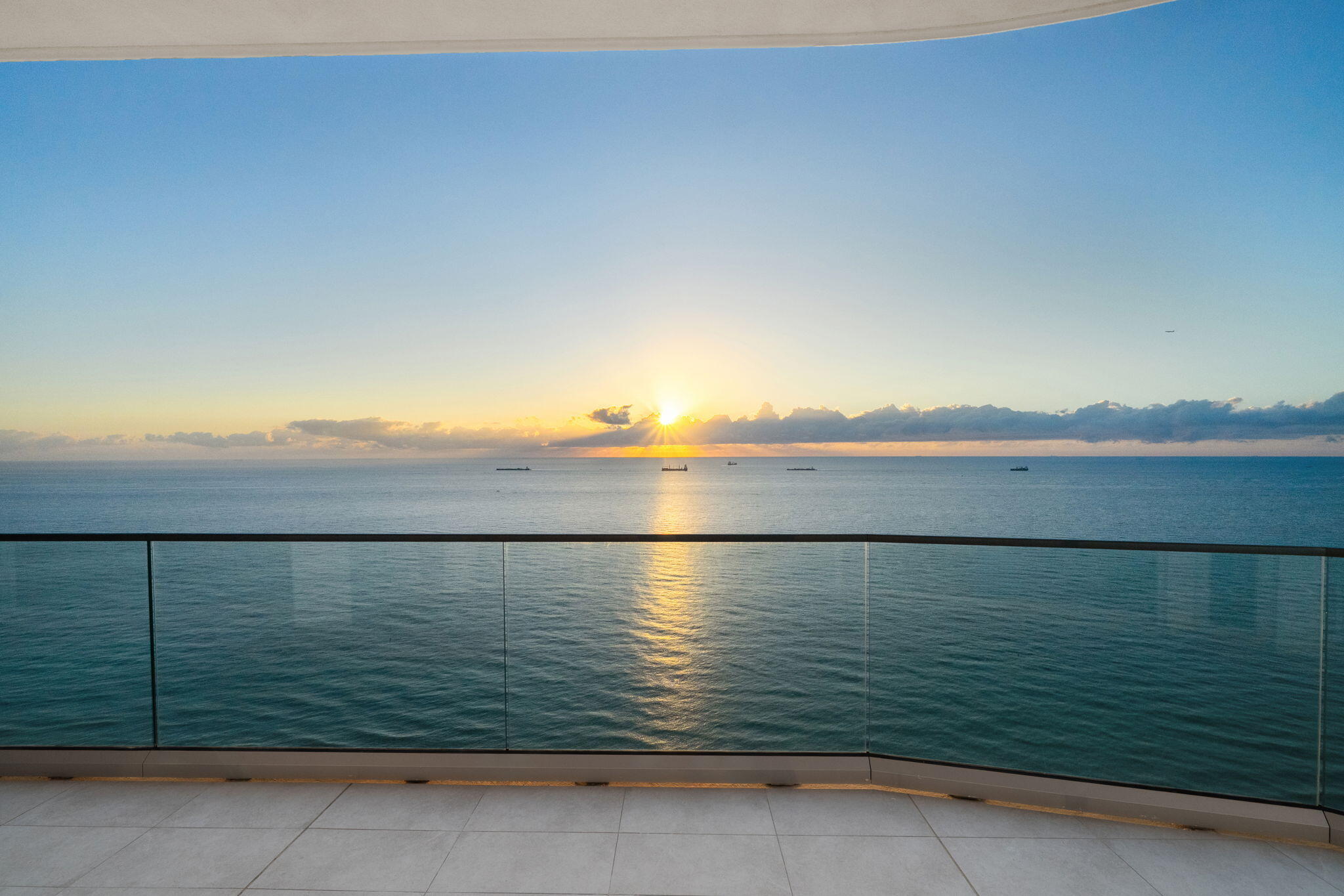 Selene Oceanfront Residences - Residential