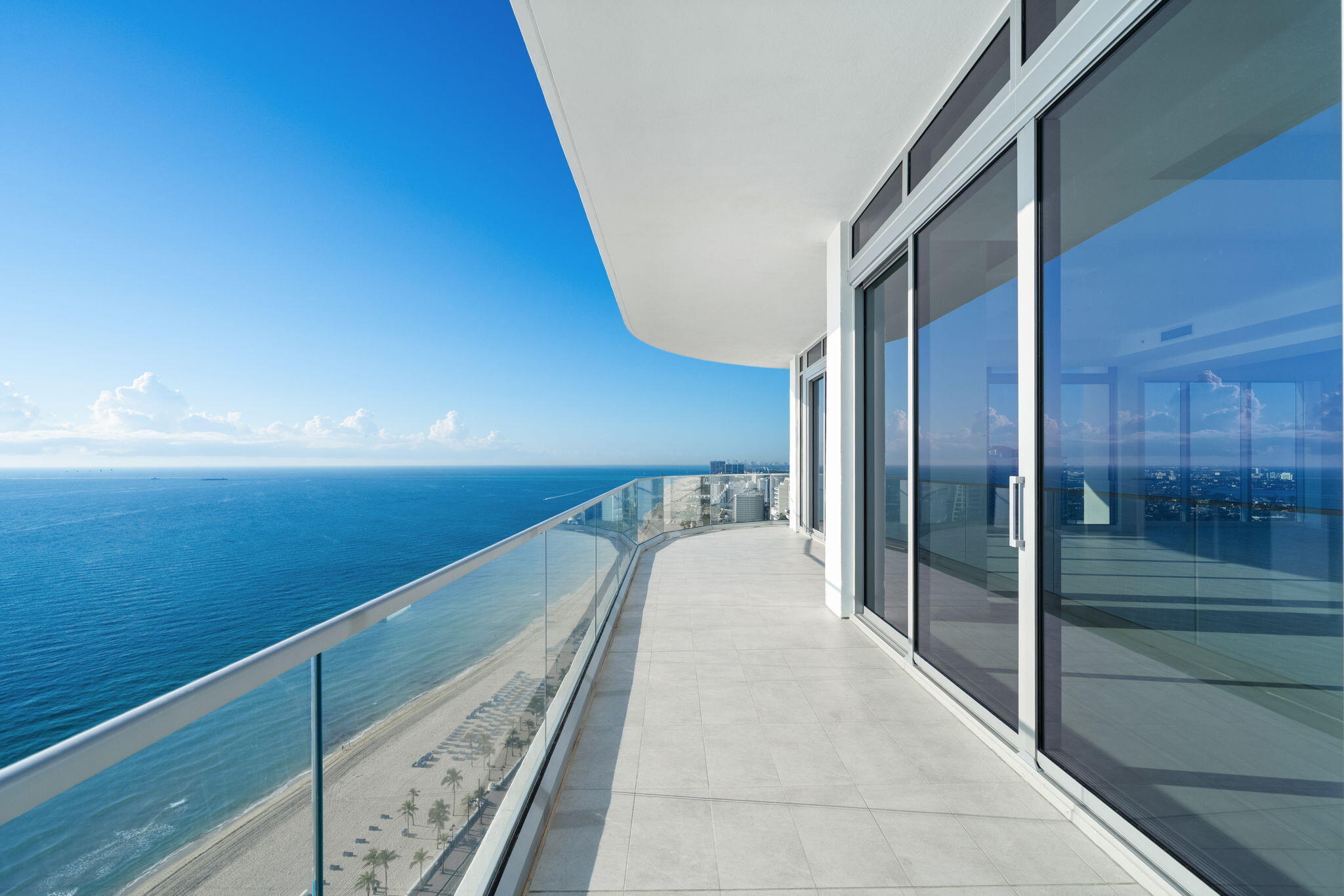 Selene Oceanfront Residences - Residential
