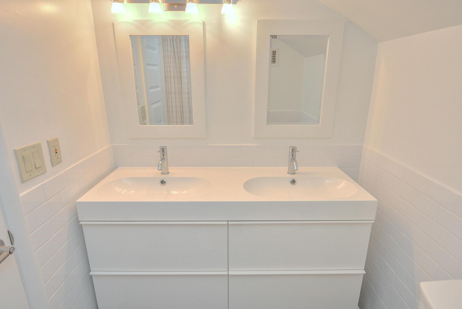 FAIRWAY VILLAS CONDO @ IR - Residential