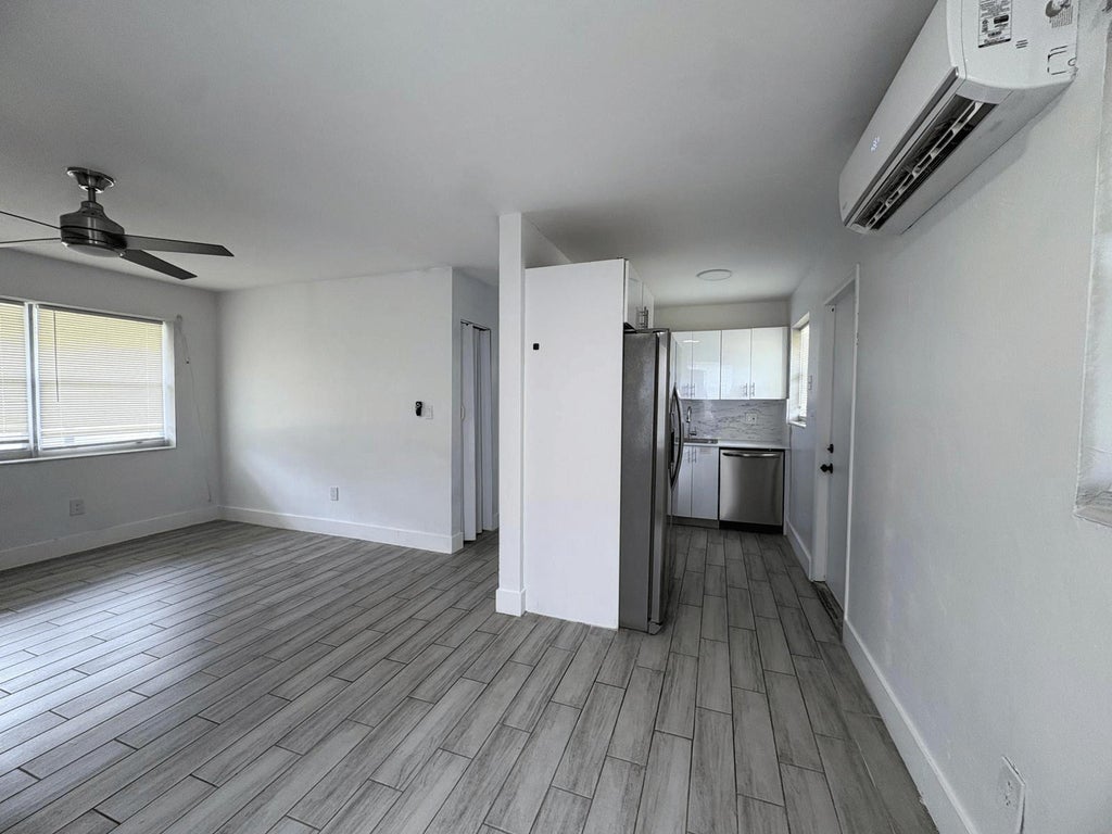 Photo of 4301 NE 6th Avenue, Deerfield Beach, FL 33064 (MLS # R11114873)