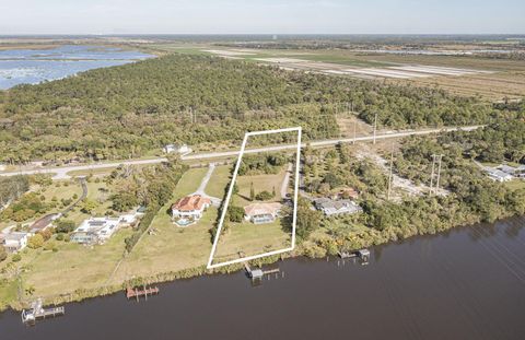 Photo of 6112 SW Banks Street, Palm City, FL 34990 (MLS # R11131782)