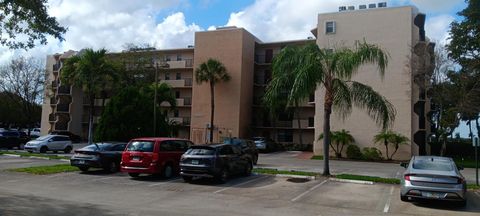 3450 Blue Lake Drive 204 Pompano Beach FL 33064