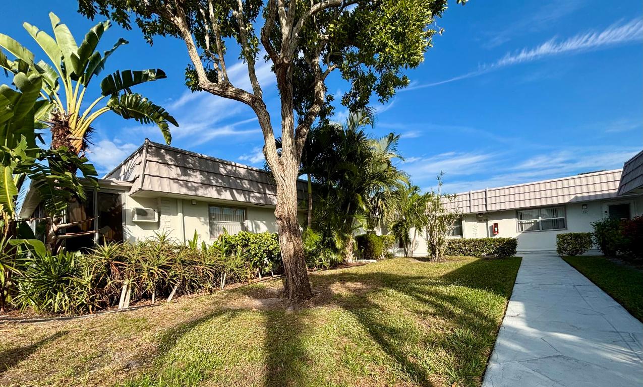 KINGS POINT VALENCIA CONDOS - Residential Lease