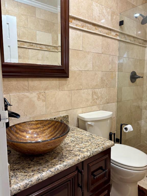 KINGS POINT VALENCIA CONDOS - Residential Lease