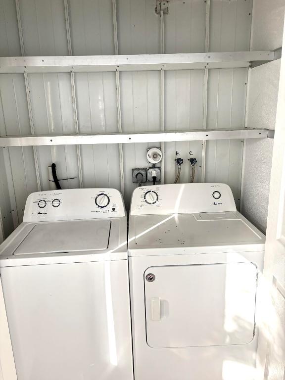 KINGS POINT VALENCIA CONDOS - Residential Lease