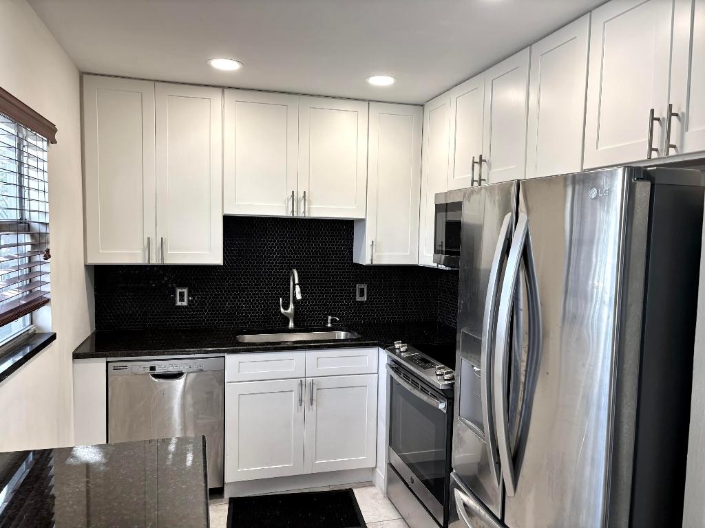 KINGS POINT VALENCIA CONDOS - Residential Lease