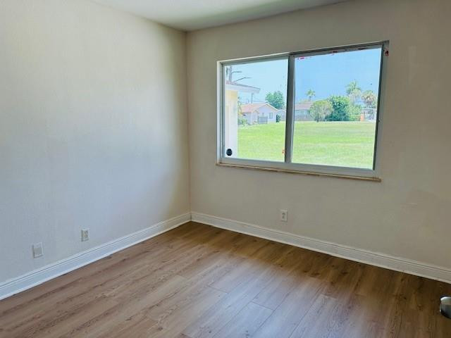 MODEL LAND CO - Residential Lease