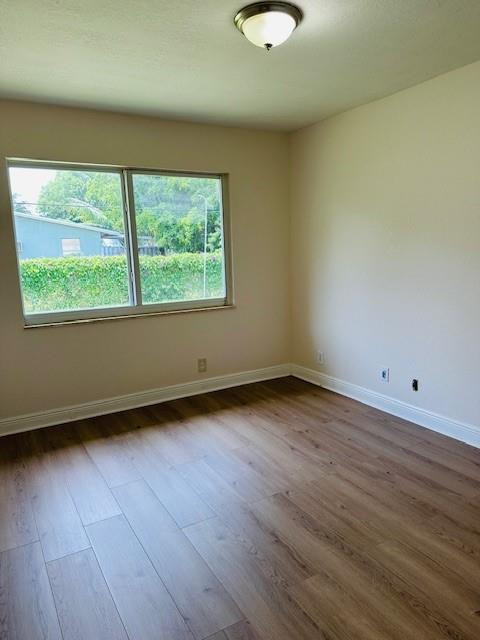 MODEL LAND CO - Residential Lease