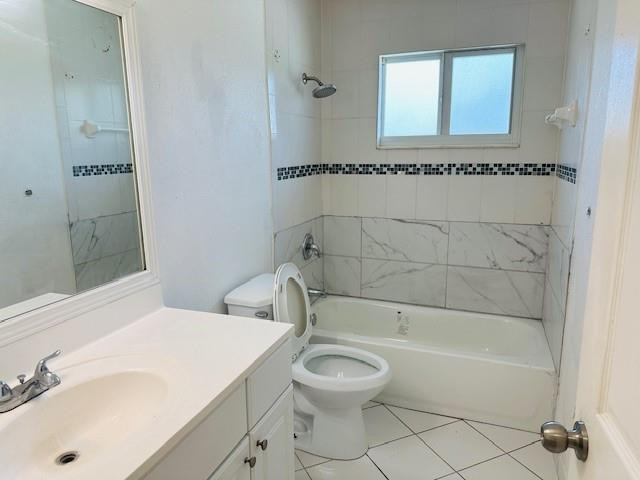 MODEL LAND CO - Residential Lease
