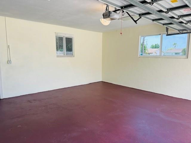 MODEL LAND CO - Residential Lease
