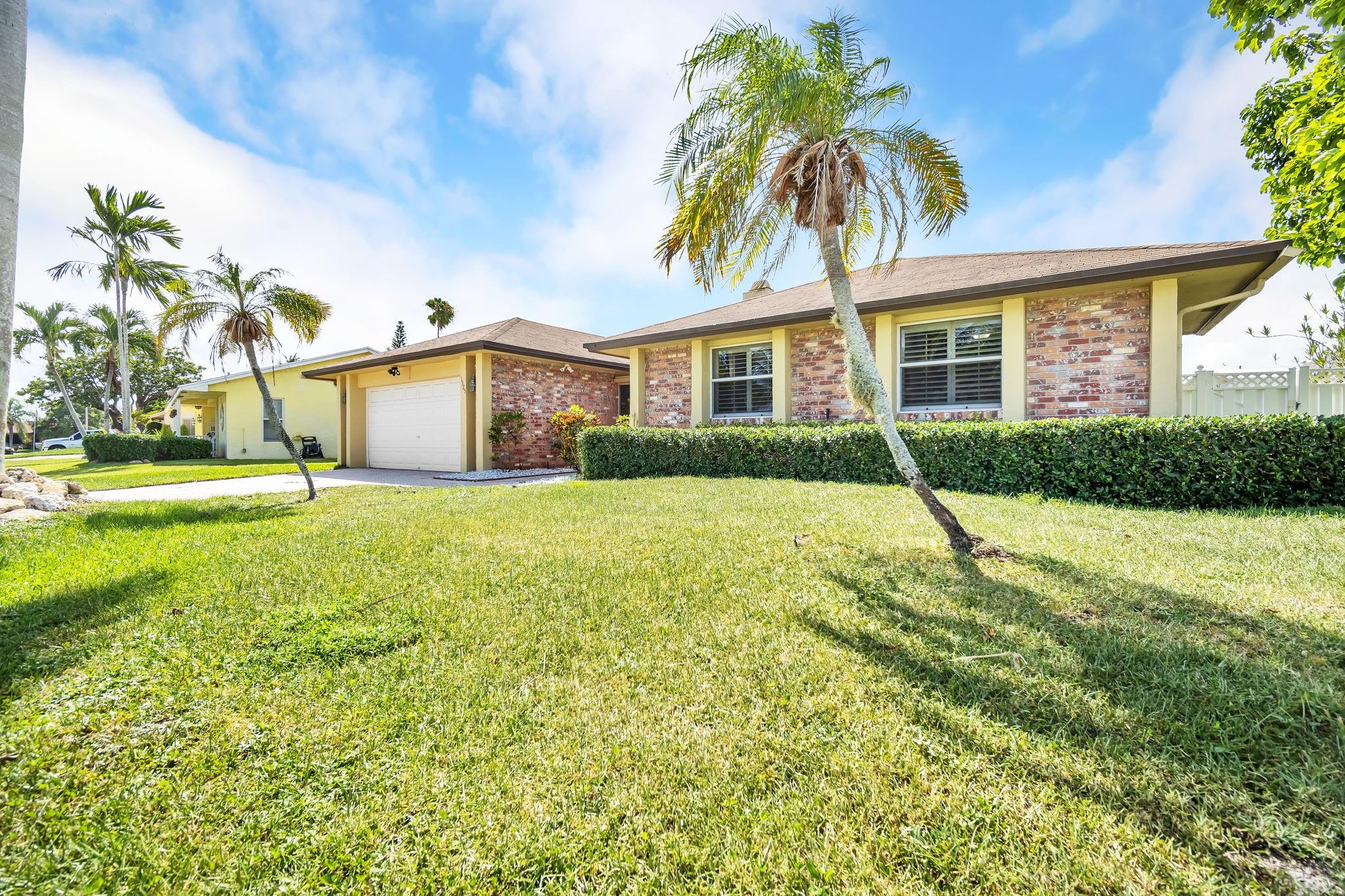 1325 SW 26th Ave