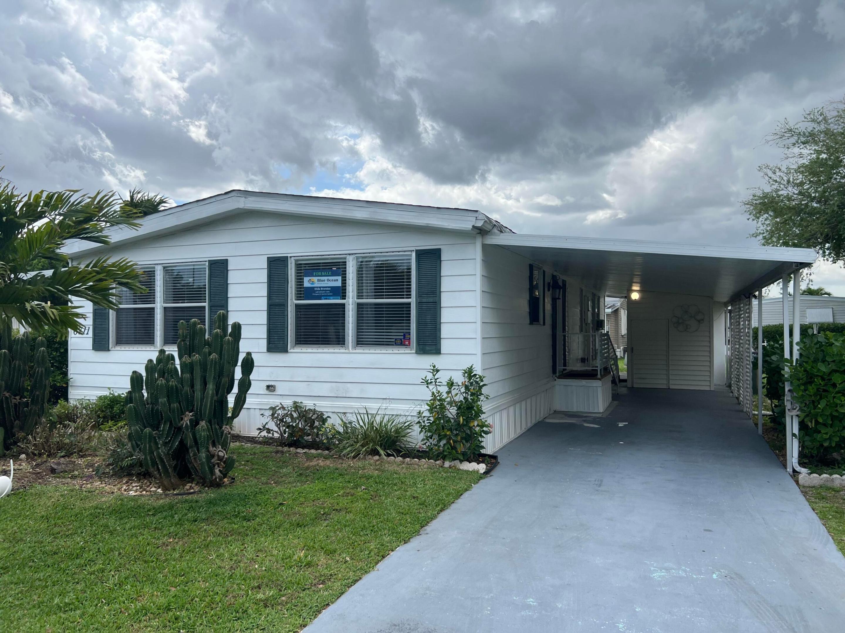 DEERFIELD LAKE - Residential