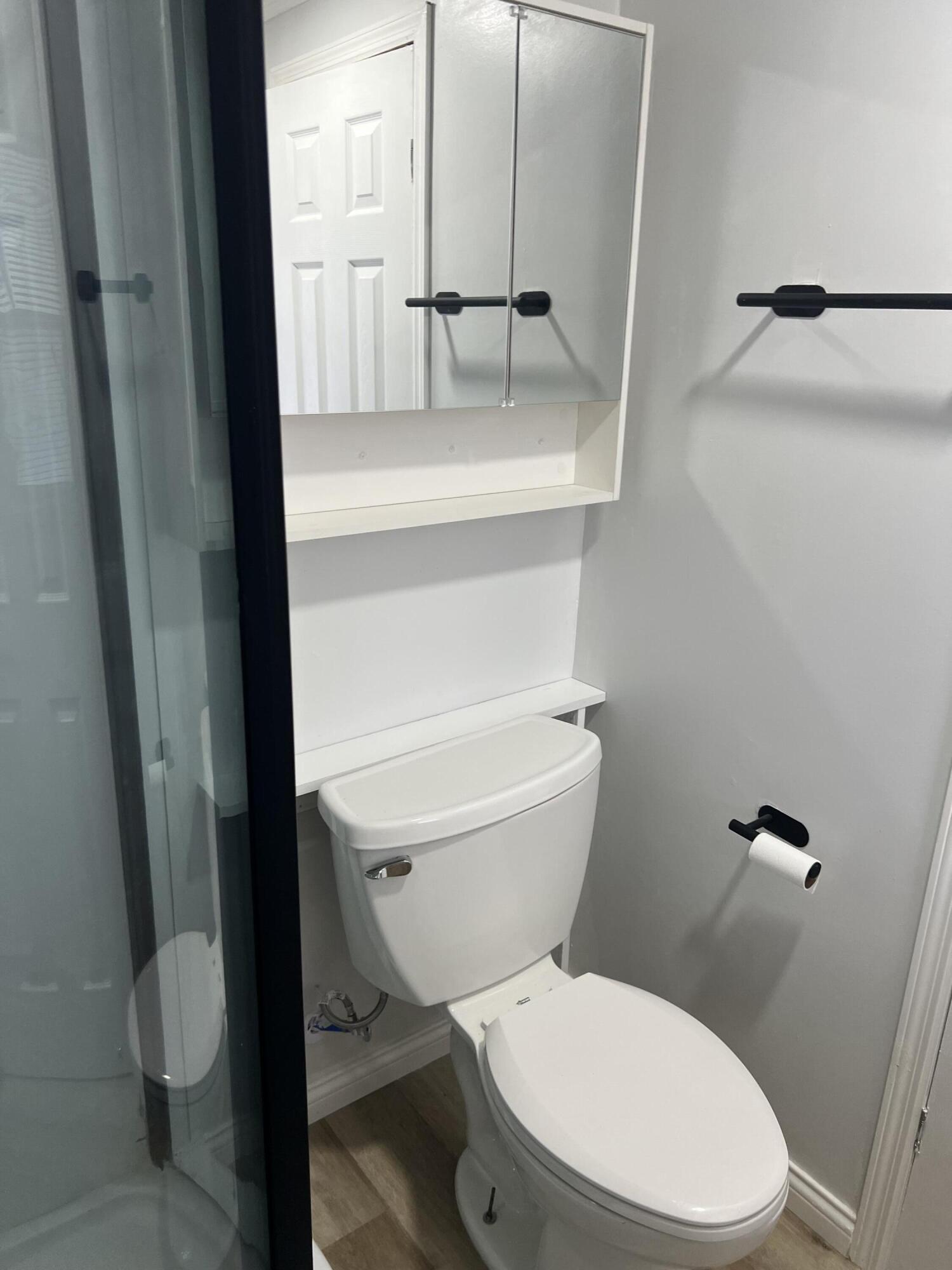 DEERFIELD LAKE - Residential