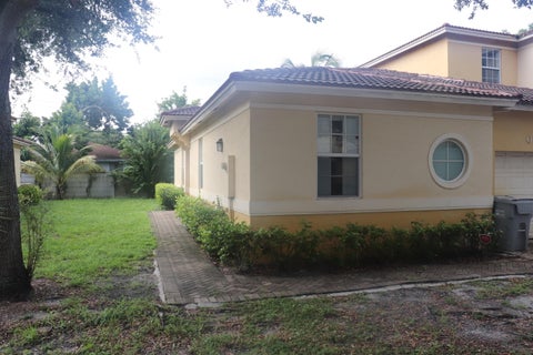 Tiny photo for 613 NW 21ST Avenue, Pompano Beach, FL 33069 (MLS # B26072219)