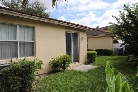 Tiny photo for 613 NW 21ST Avenue, Pompano Beach, FL 33069 (MLS # B26072219)