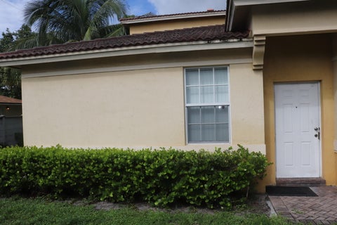 Tiny photo for 613 NW 21ST Avenue, Pompano Beach, FL 33069 (MLS # B26072219)